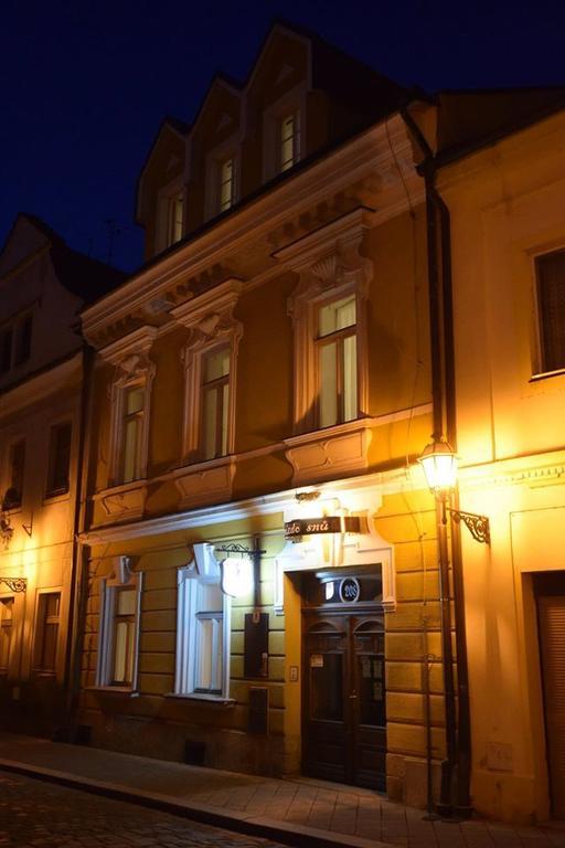 Hnizdo Snu Hotel Hradec Králové Exterior foto